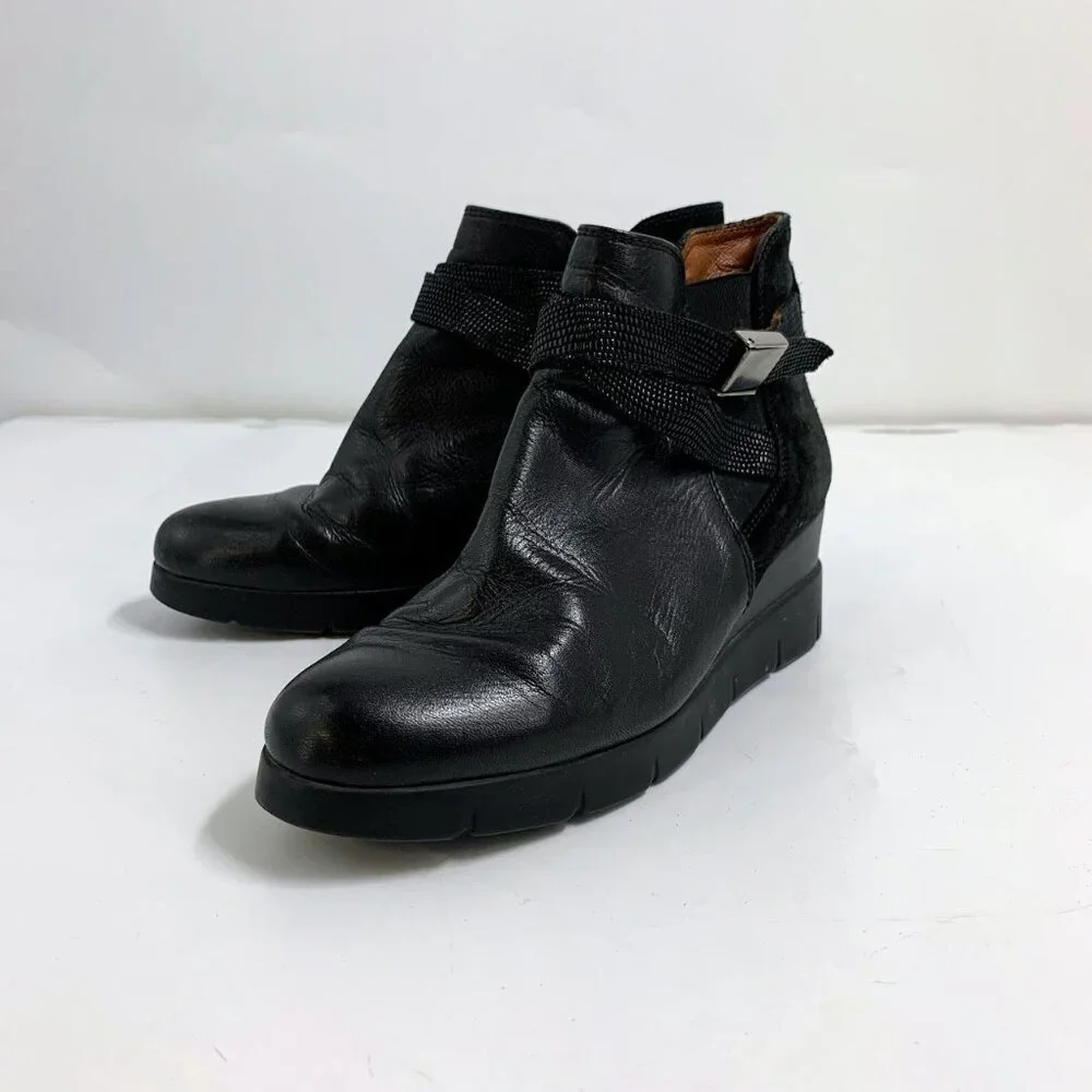 Hispanitas Women's Larae Leather Cross‎ Buckle Heeled Boot Size 7.5/38